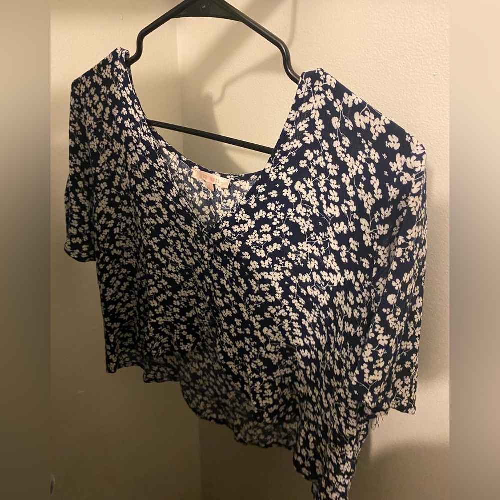 lottie moss cropped blouse dark blue with white floral